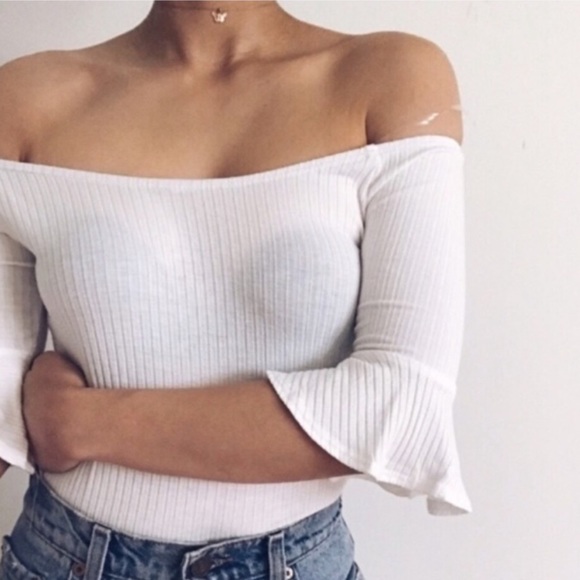 Reformation Tops - Reformation | Off The Shoulder Ribbed Bell Sleeve Top - Small